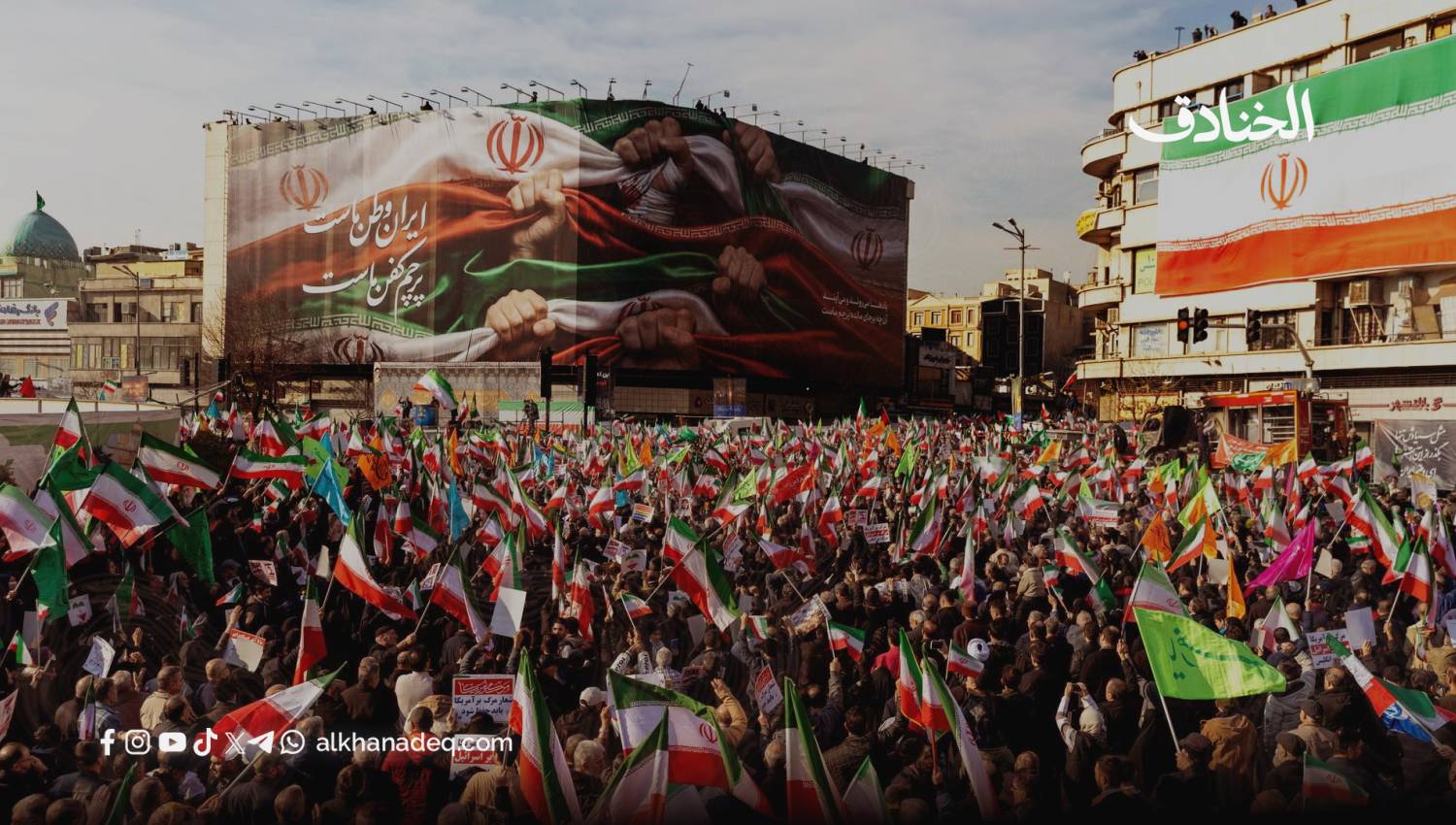 ضابط استخباراتي أمريكي: فشل عملية الـCIA والموساد لإشعال "ثورة ملوّنة" في إيران