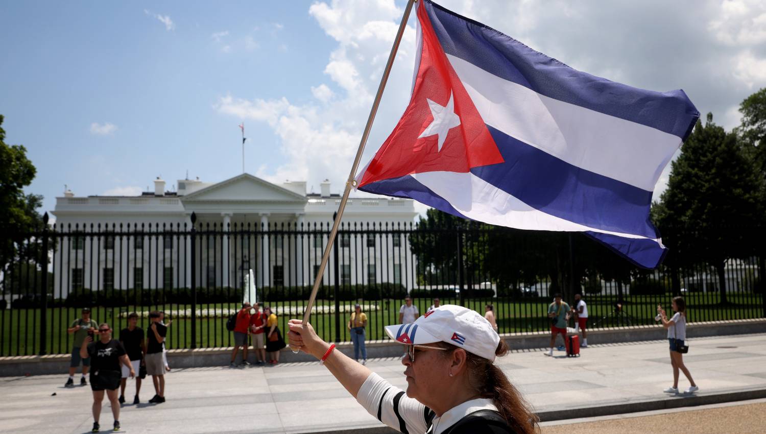 العين الأميركية على كوبا: هل يمكن استنساخ التجربة الفنزويلية؟