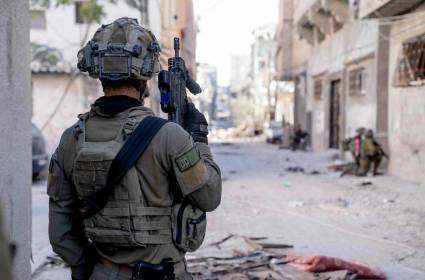 هآرتس: سيموت جنودنا في أزقة خان يونس دون جدوى 